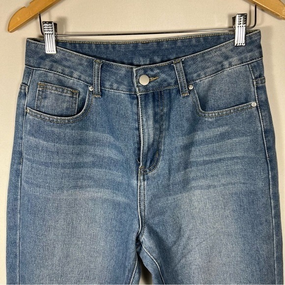 ROMWE Embroidered Jeans High Rise Mom Jeans Denim Pants Size Medium - Picture 9 of 12